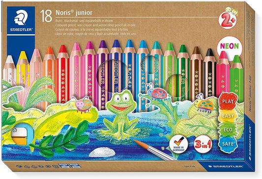 Staedtler Noris Junior Pack de 18 Lapices de Colores Extragruesos + Sacapuntas - 3 en 1, Lapiz, Cera y Acuarelable - Colores Surtidos